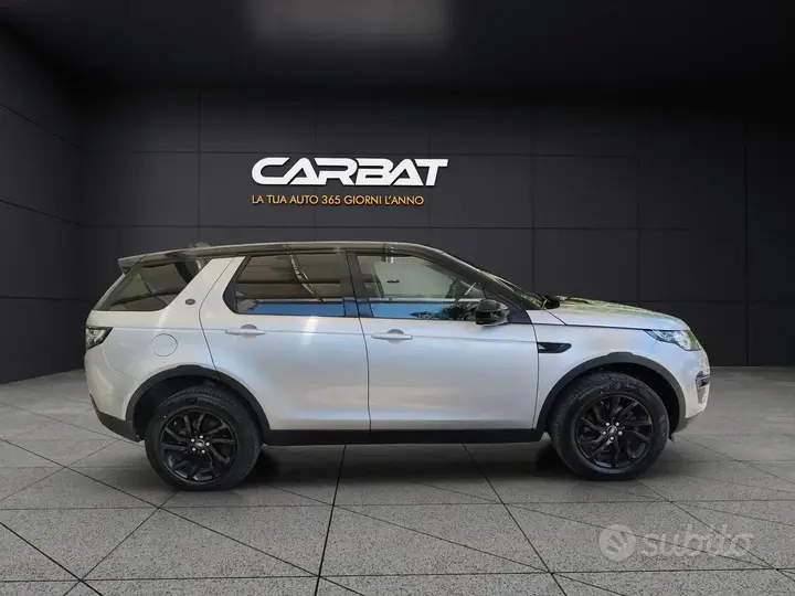 Land Rover Discovery Sport 2017 photo 5