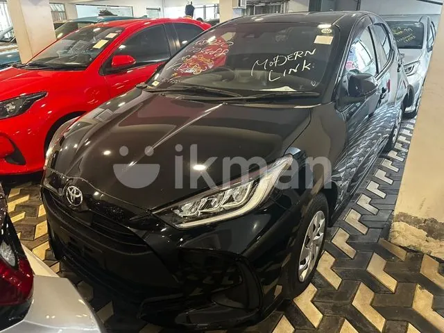 Toyota Yaris 2023 photo 2