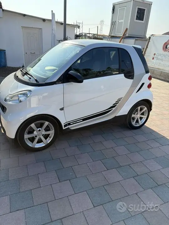 Smart Fortwo 2008 photo 3