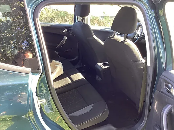 Peugeot 2008 2016 photo 4