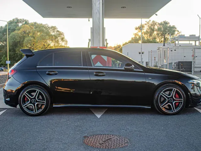 Mercedes-Benz A-Class 2019 photo 4