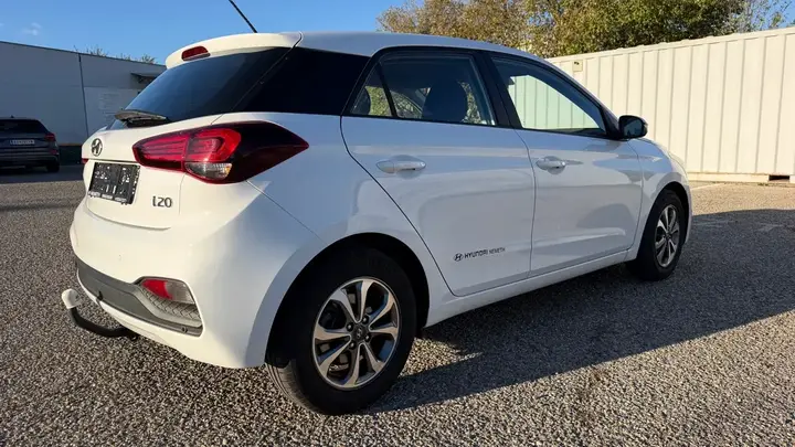 Hyundai I20 2020 photo 3