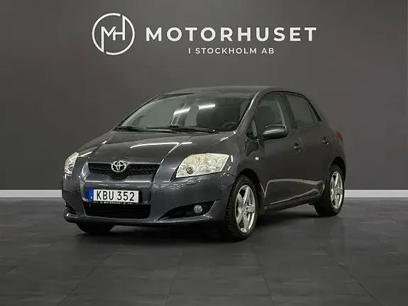 Toyota Auris 2010 photo 3