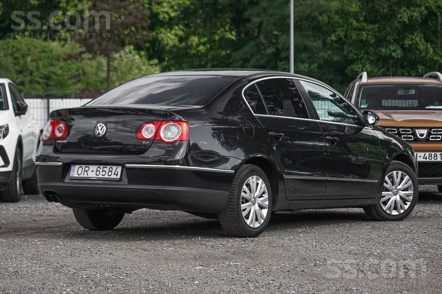Volkswagen Passat 2009 photo 4
