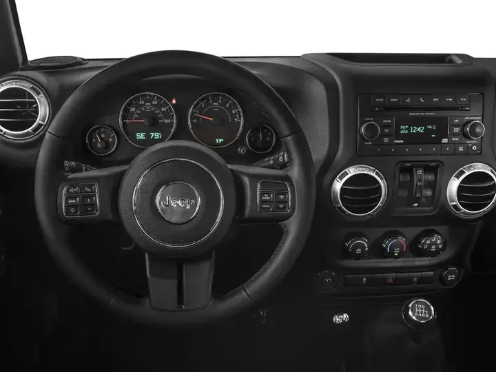 Jeep Wrangler Unlimited 2016 photo 4