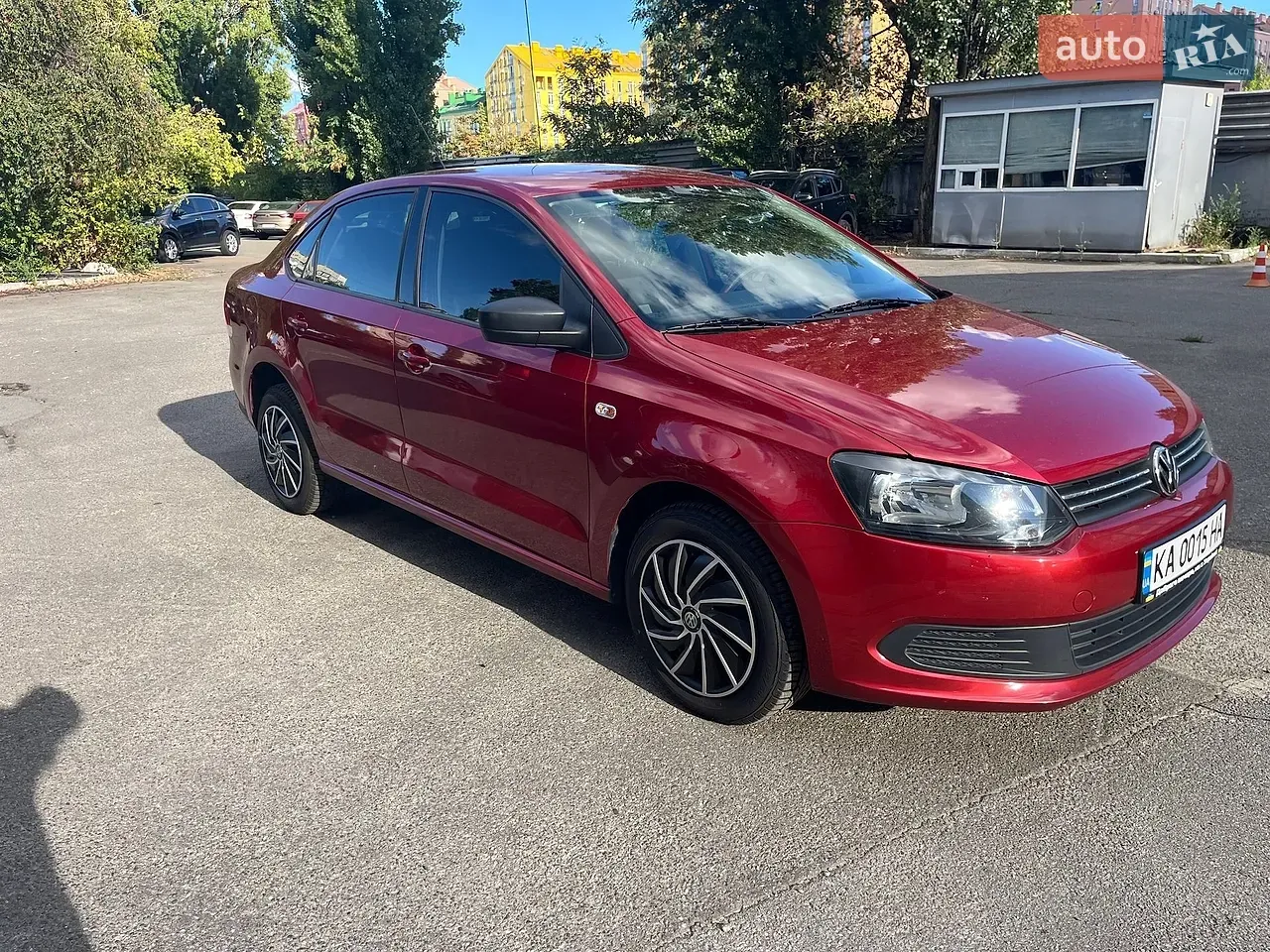 Volkswagen Polo 2012 photo 4