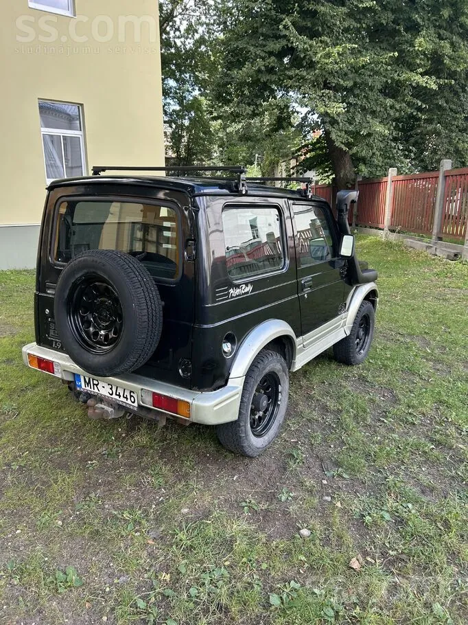Suzuki Samurai 1999 photo 2