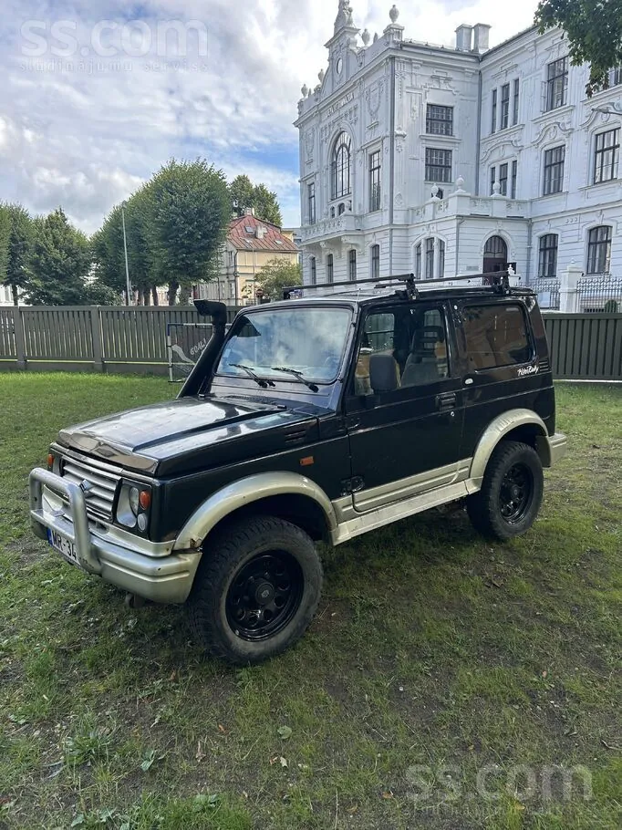 Suzuki Samurai 1999 photo 4