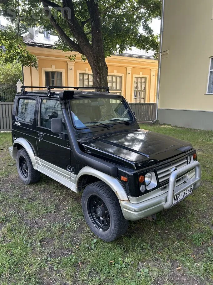 Suzuki Samurai