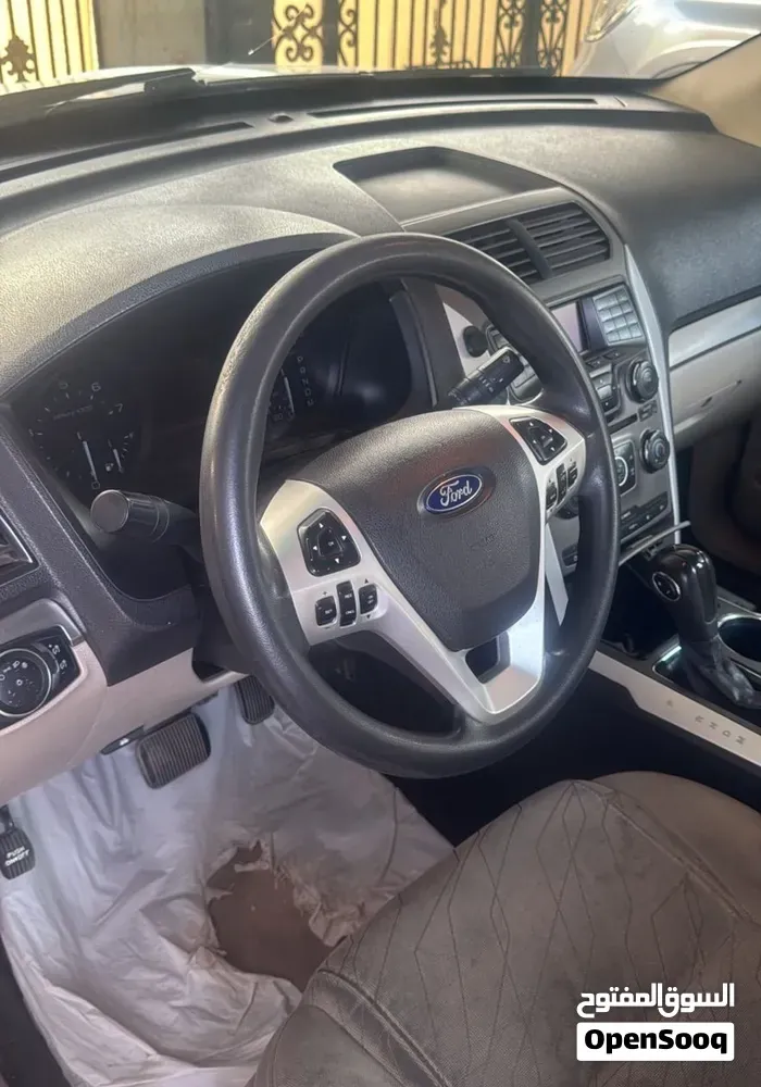 Ford Explorer 2014 photo 4