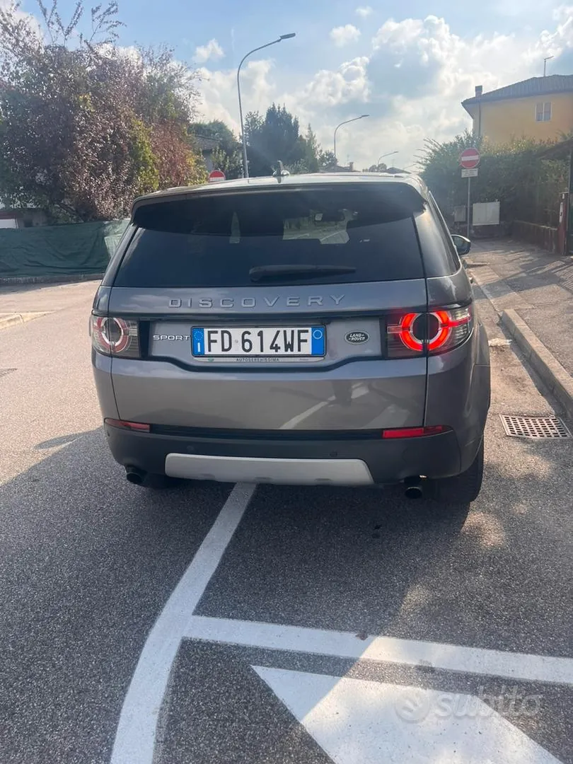 Land Rover Discovery Sport 2016 photo 4