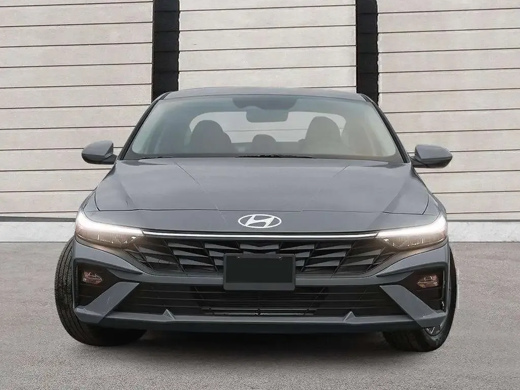 Hyundai Elantra 2026 photo 2