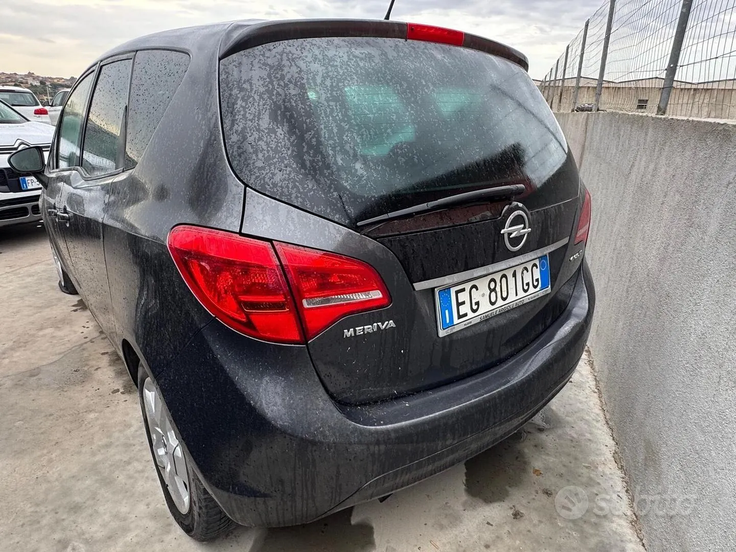 Opel Meriva 2012 photo 2
