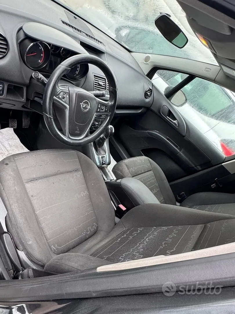 Opel Meriva 2012 photo 5