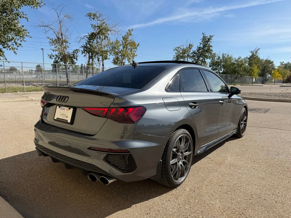 Audi S3 2022 photo 2