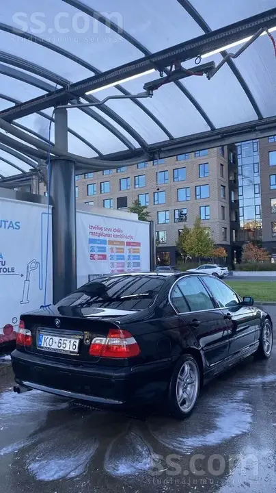 BMW E46 2003 photo 2