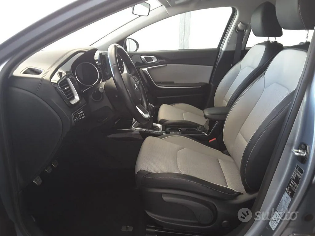 Kia Xceed 2021 photo 5