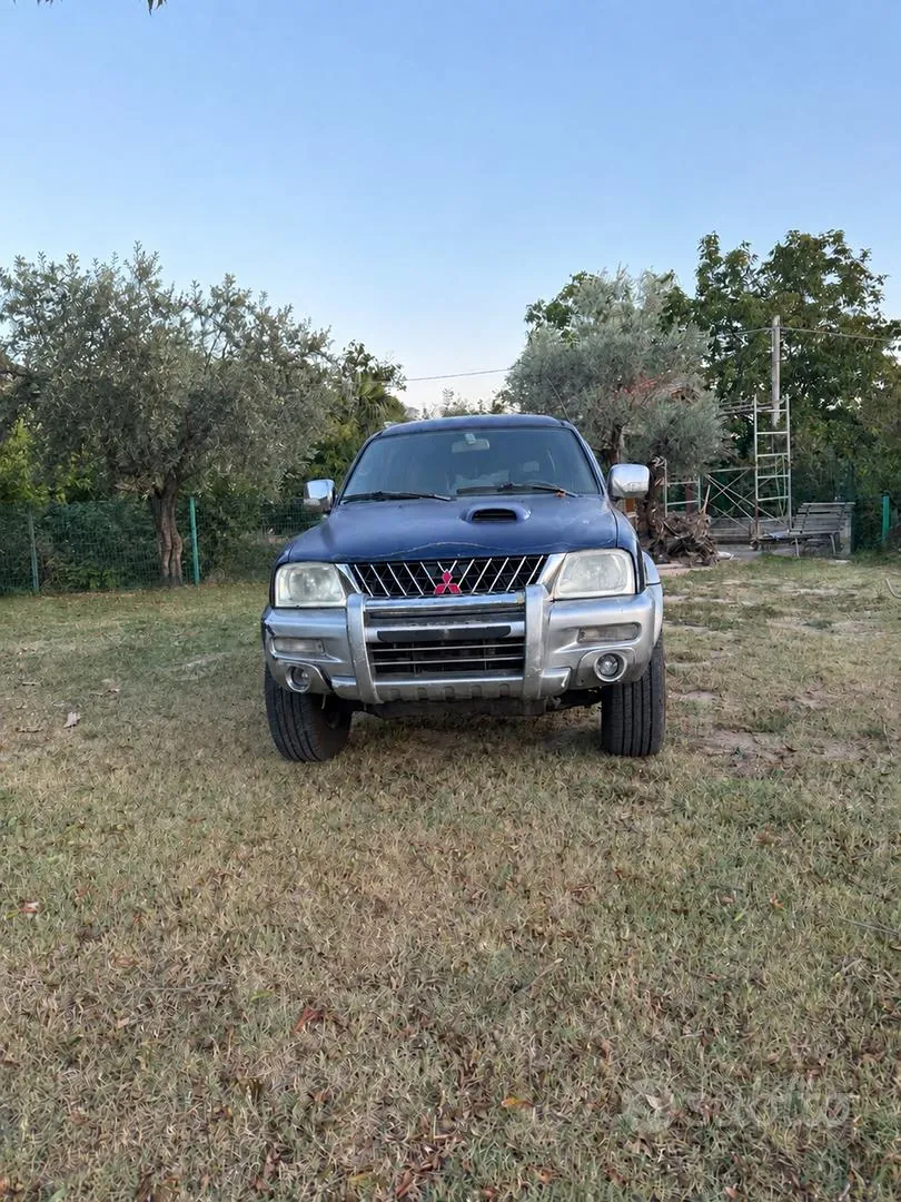 Mitsubishi L200 2002 photo 5