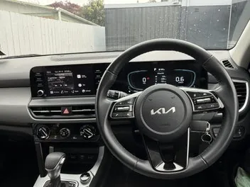 Kia Seltos 2024 photo 3