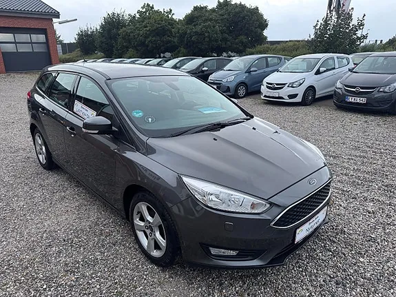 Ford Focus 2016 photo 5