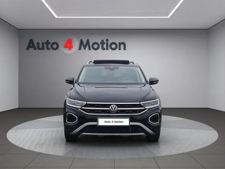 Volkswagen T-Roc 2022 photo 2