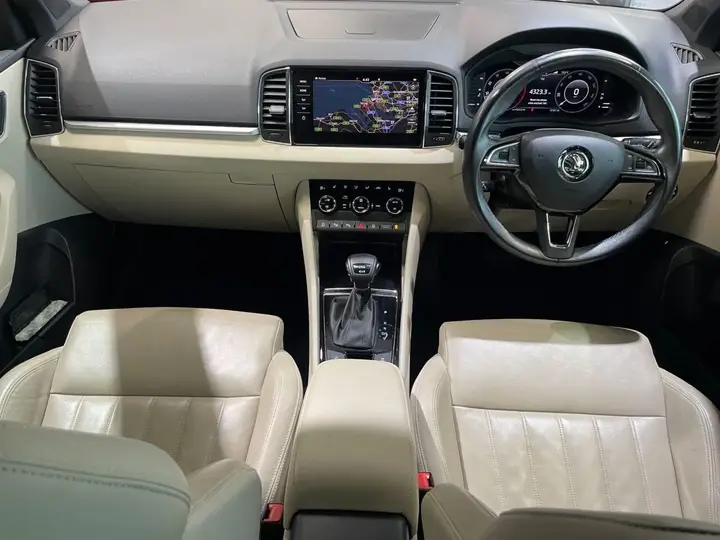 Skoda Karoq 2019 photo 2
