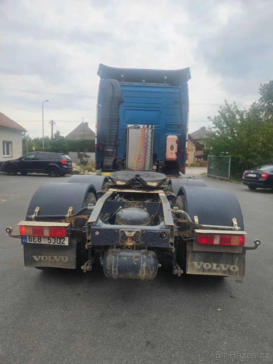 Volvo Fh 6X4 2011 photo 3