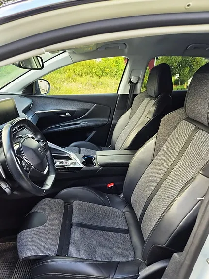 Peugeot 3008 2019 photo 5