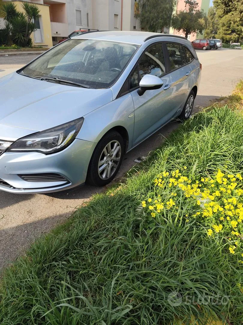 Opel Astra 2016 photo 2