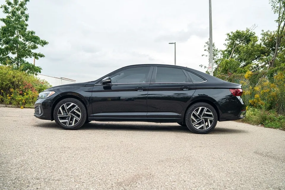 Volkswagen Jetta 2024 photo 4