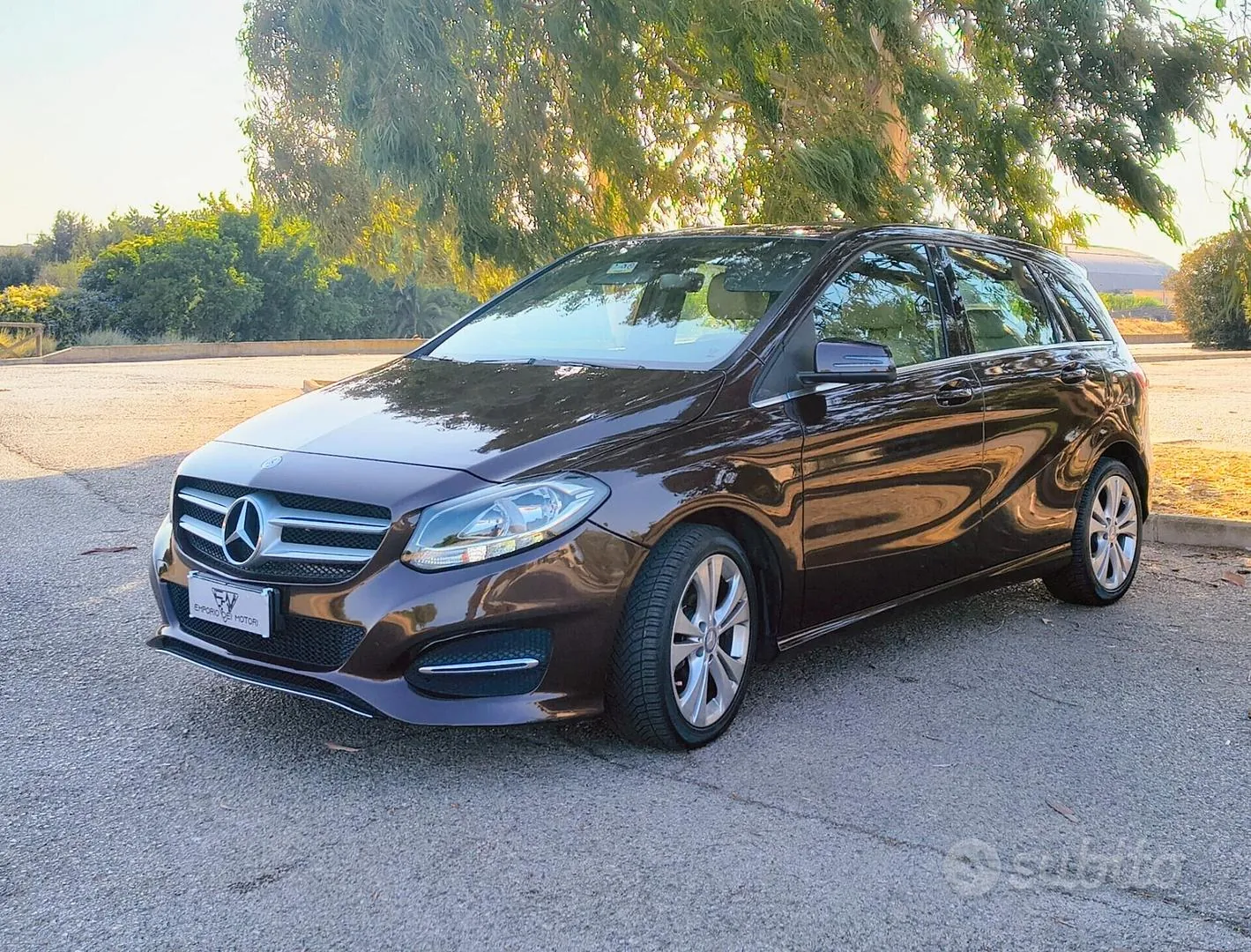 Mercedes-Benz B