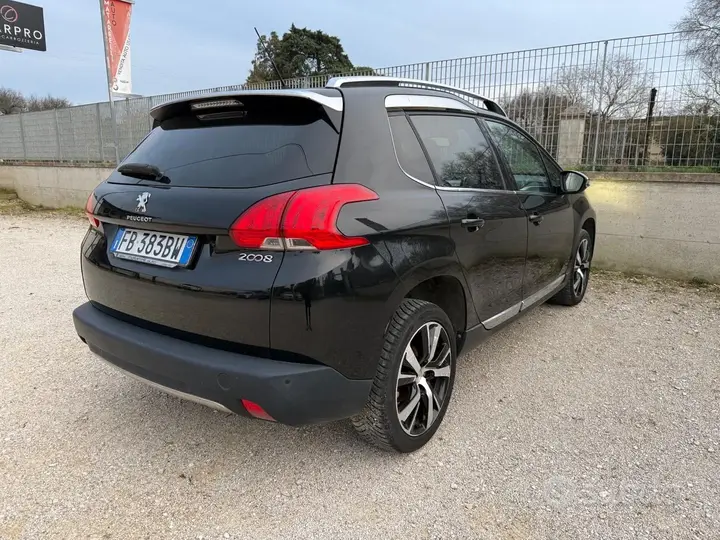 Peugeot 2008 2016 photo 4