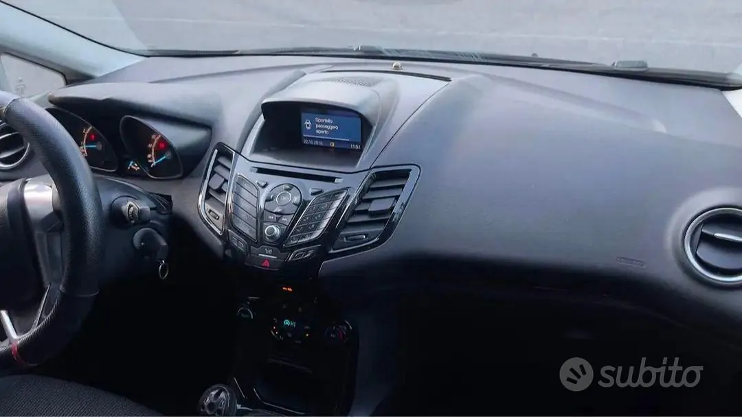 Ford Fiesta 2016 photo 3