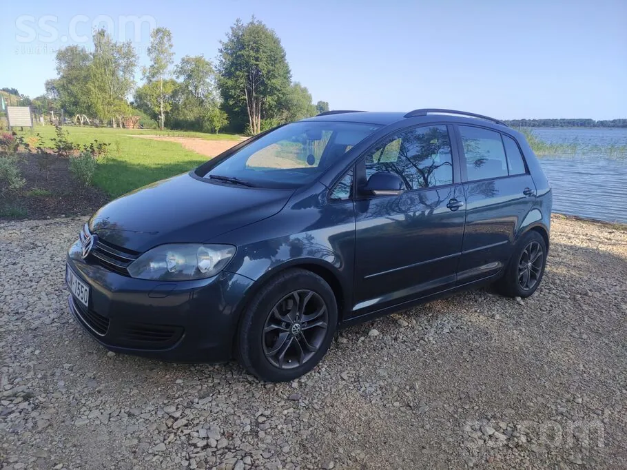 Volkswagen Golf Plus 2010 photo 2
