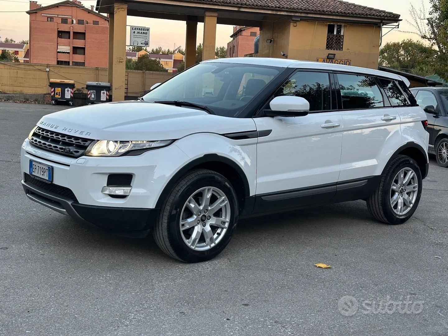 Land Rover Range Rover Evoque 2013 photo 3