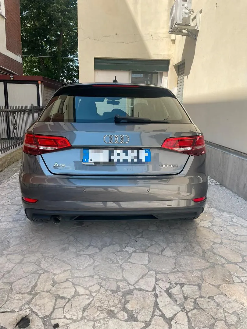 Audi A3 2018 photo 2