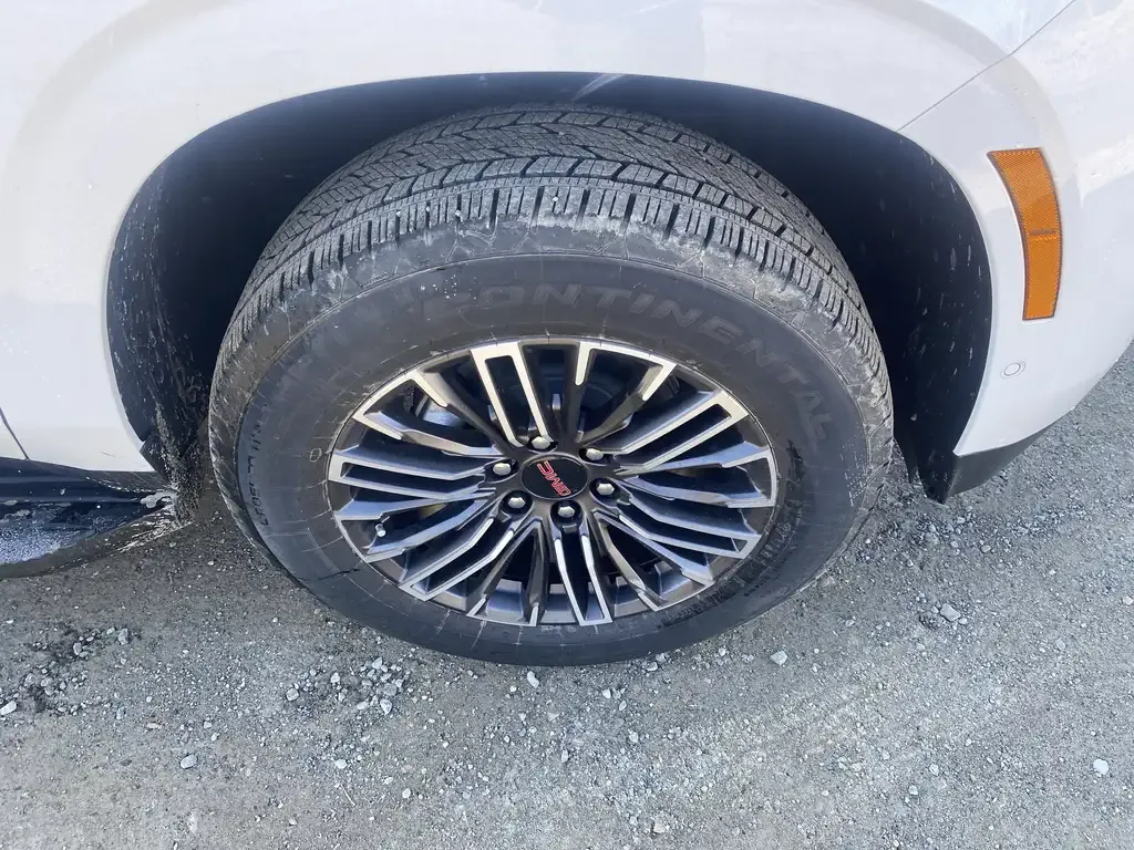 GMC Yukon 2026 photo 4