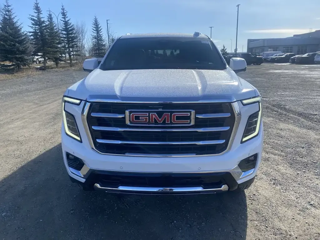 GMC Yukon 2026 photo 2