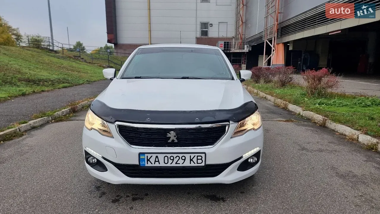 Peugeot 301 2018 photo 5