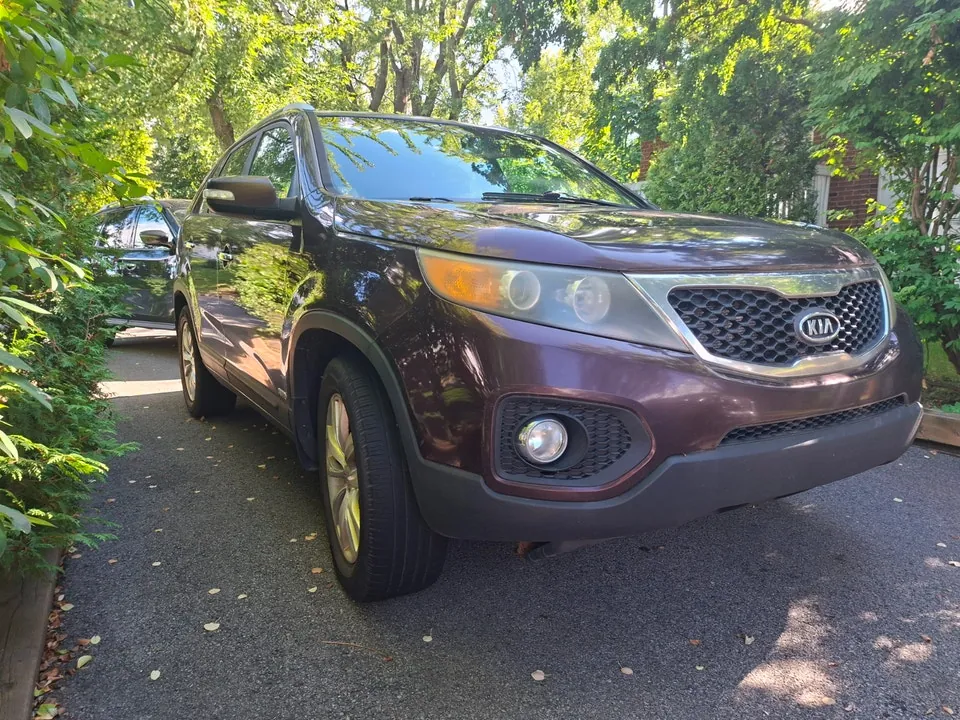 Kia Sorento 2011 photo 4
