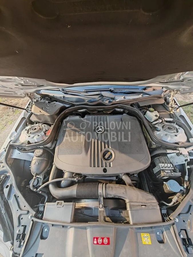 Mercedes-Benz E 250 2012 photo 5
