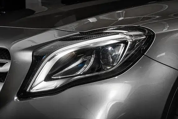 Mercedes-Benz Gla 180 2019 photo 2