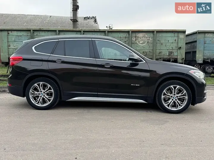 BMW X1 2015 photo 4