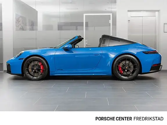 Porsche 911 Targa 4 Gts 2025 photo 3