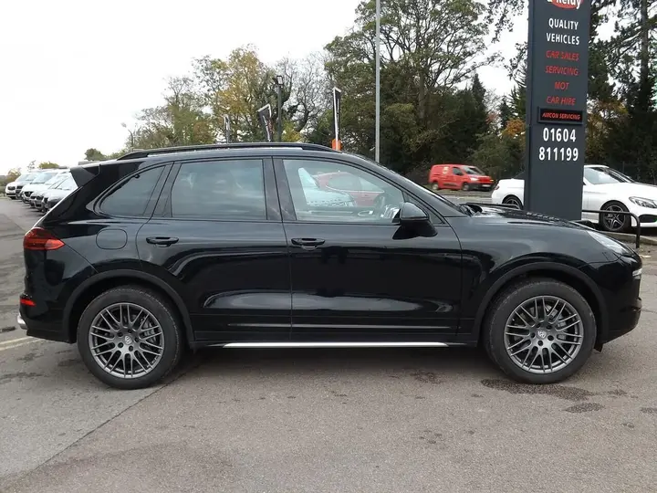 Porsche Cayenne 2015 photo 5