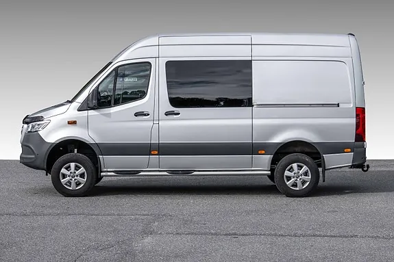 Mercedes-Benz Sprinter 319 2023 photo 3
