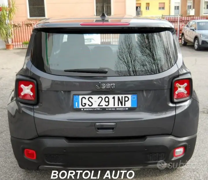 Jeep Renegade 2023 photo 4