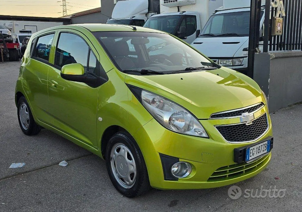 Chevrolet Spark 2012 photo 2