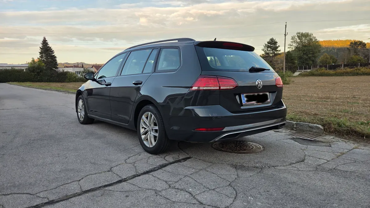 Volkswagen Golf 2017 photo 2