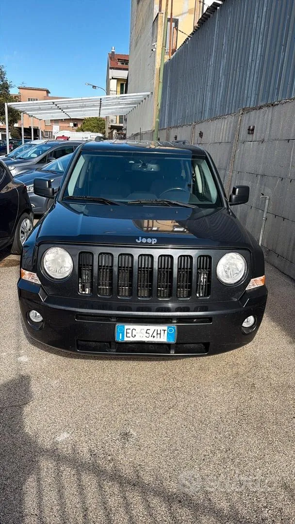 Jeep Patriot 2010 photo 3